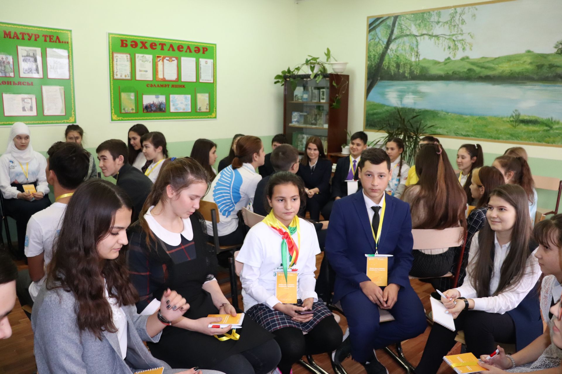 В Азнакаево идет форум юных граждан