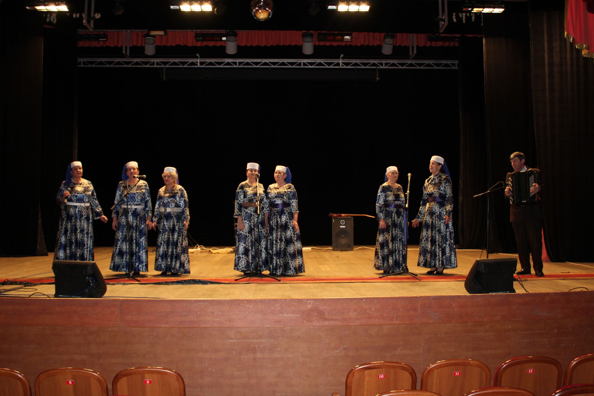 В Азнакаево состоялся отборочный тур конкурса народной песни «Халкым моннары»