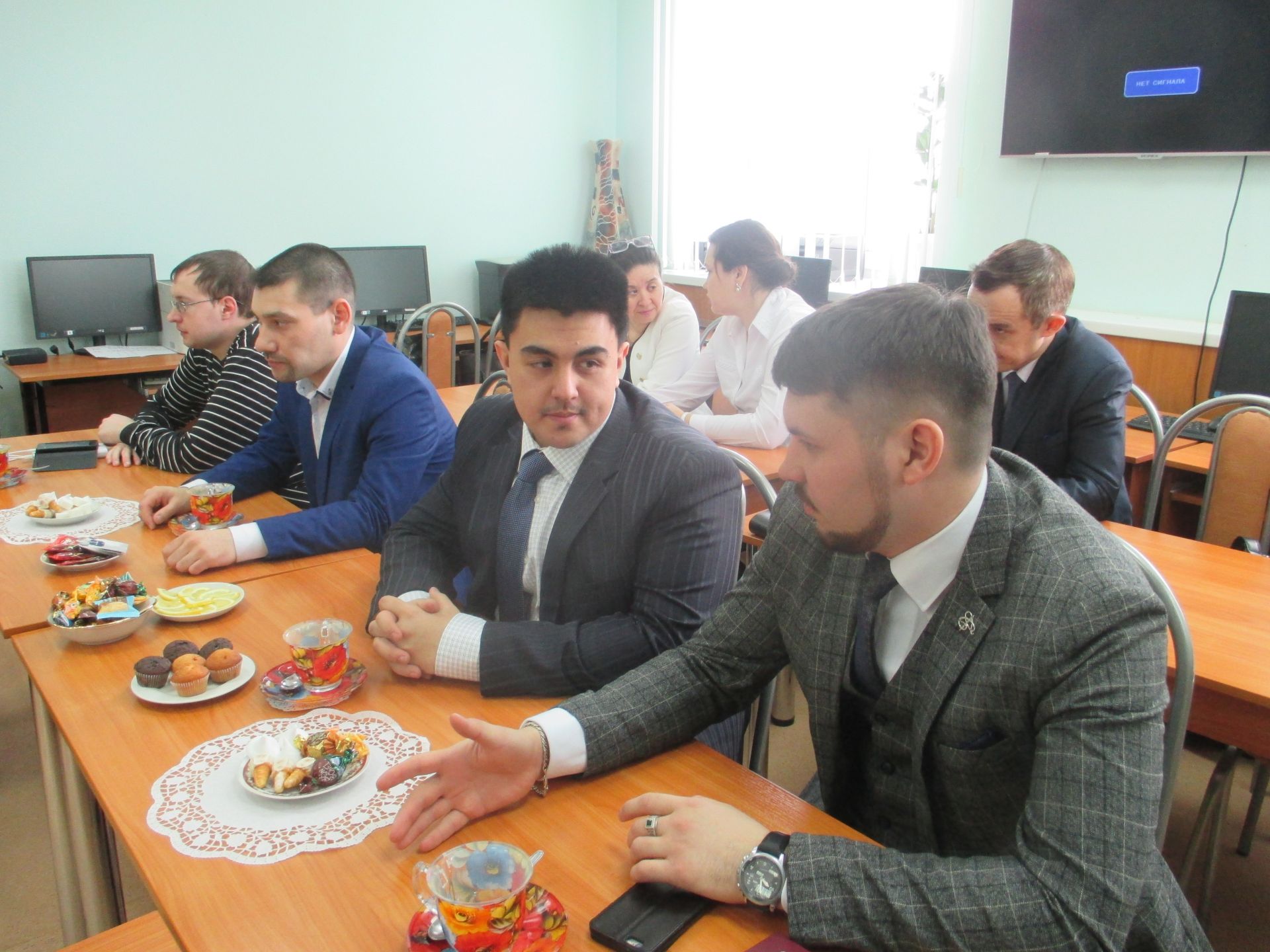 Молодые педагоги Азнакаево встретились с главой района
