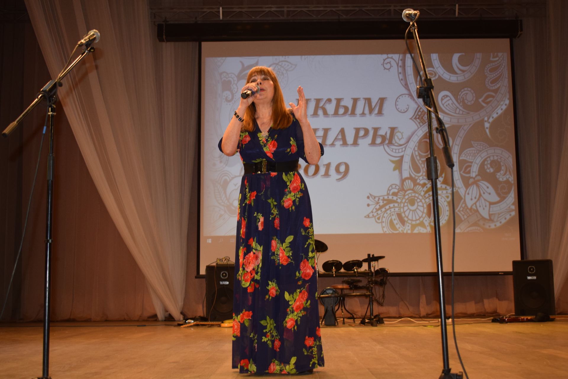 В Азнакаево состоялся гала-концерт конкурса народной песни «Халкым моннары»