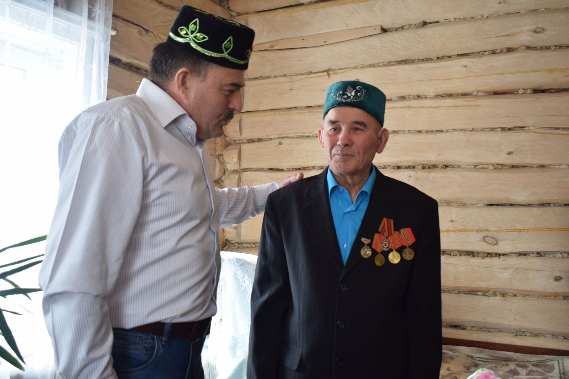 Агерзинский "Кулибин" отметил 90-летний юбилей