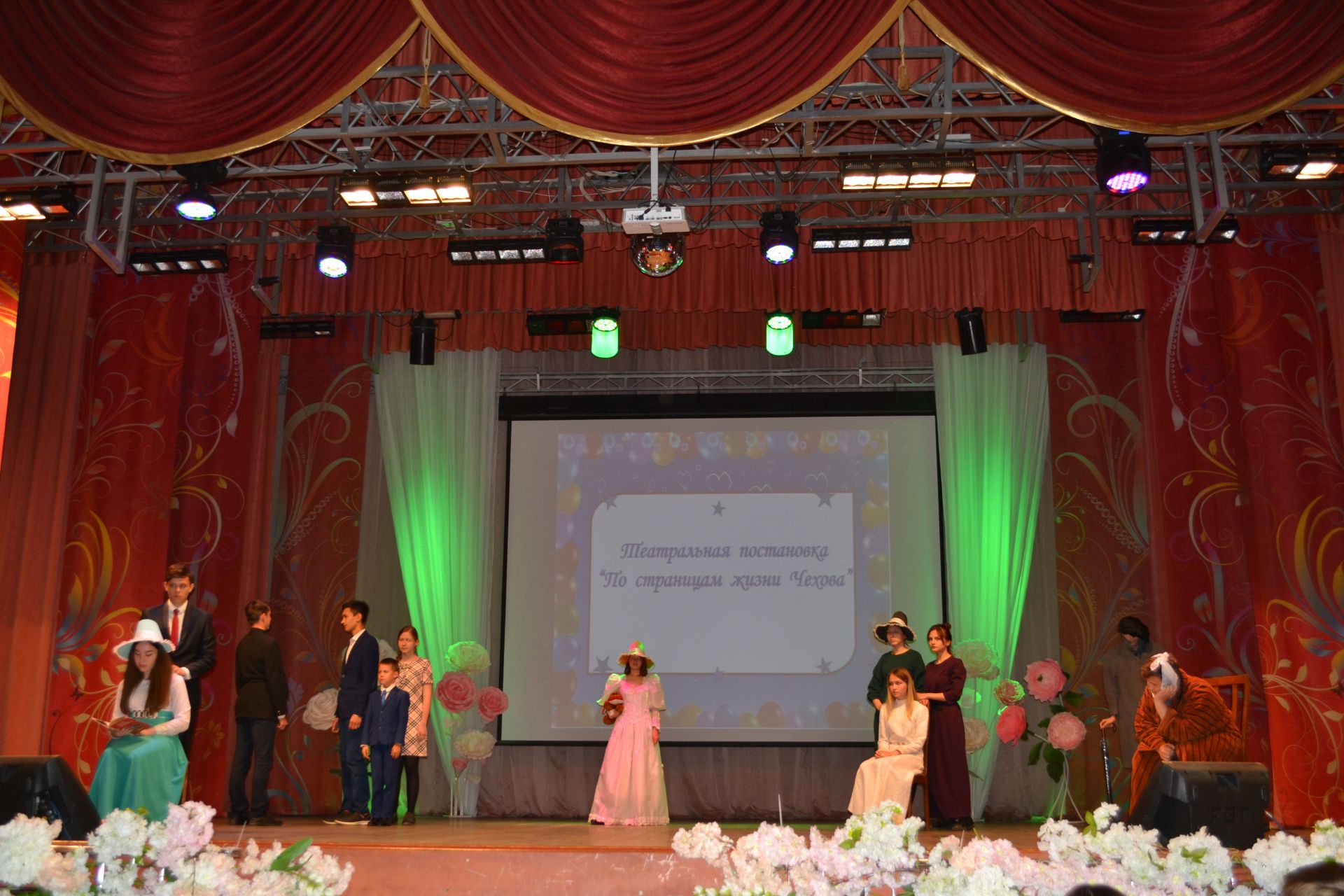 Сегодня в Азнакаево одаренным детям вручили премию “Чулпан”