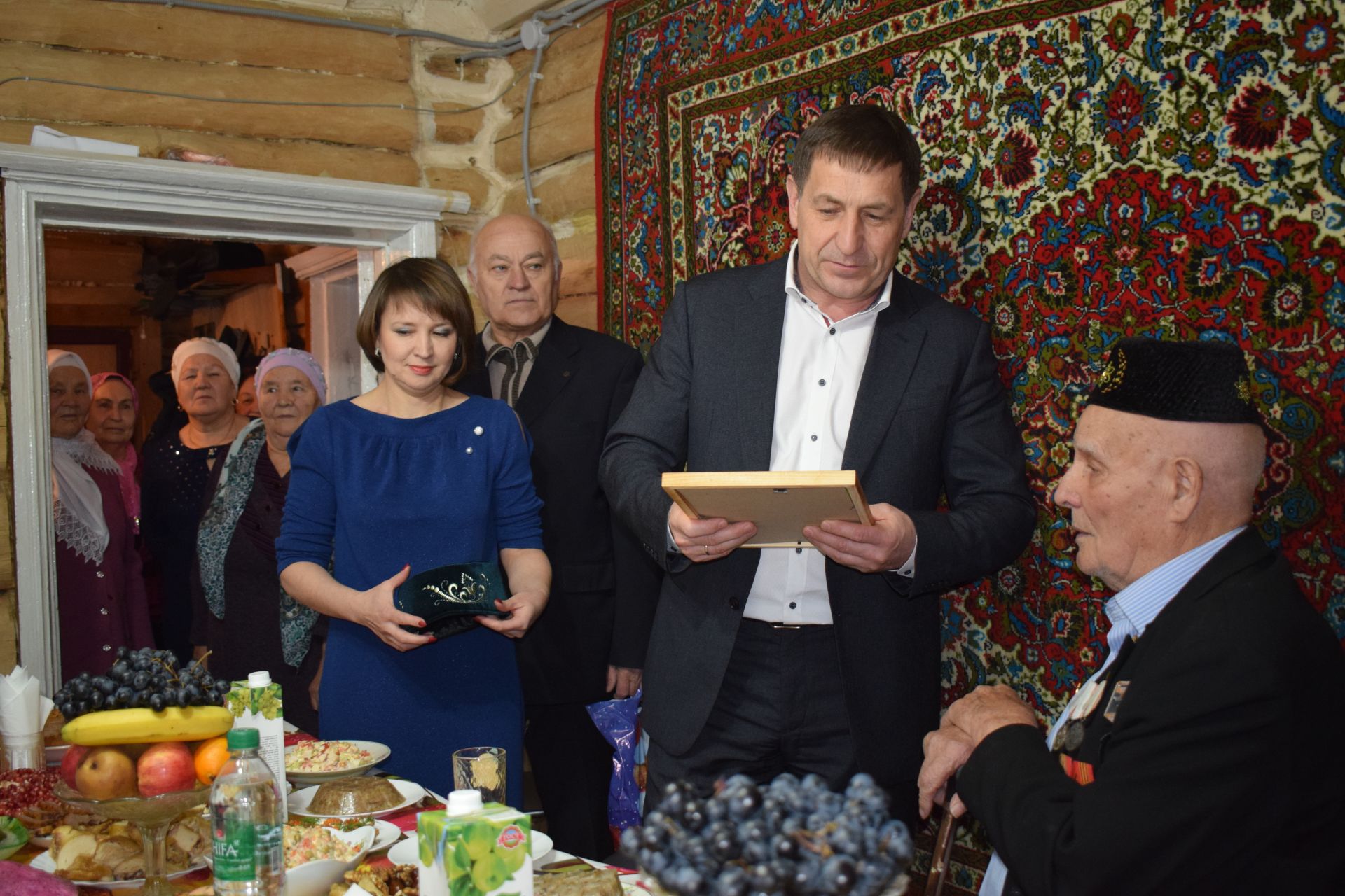 Азнакаевский труженик тыла Касим Шайхутдинов в канун Нового года отметил знаменательный юбилей