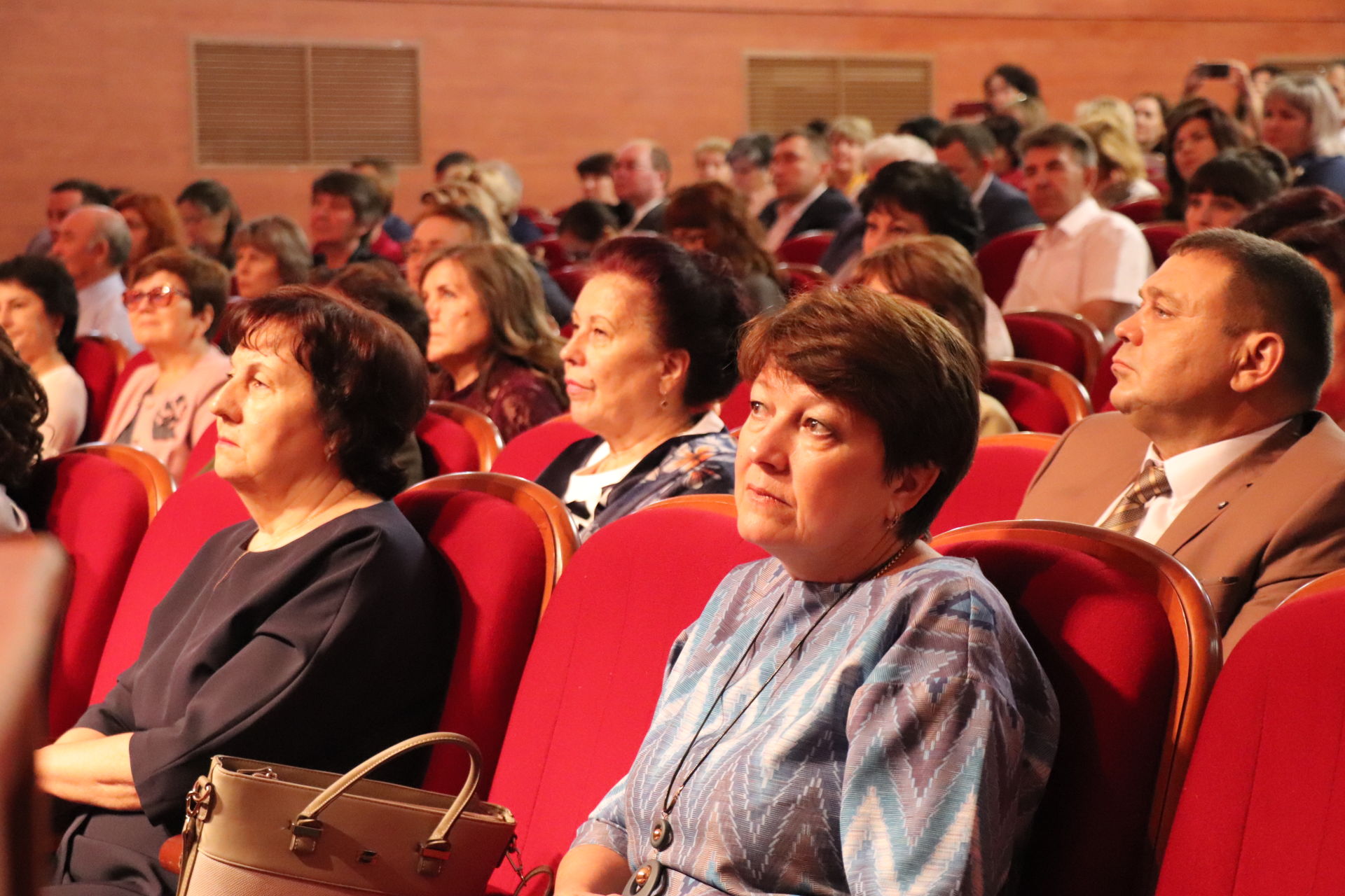Сегодня в Азнакаево прошла августовская конференция учителей