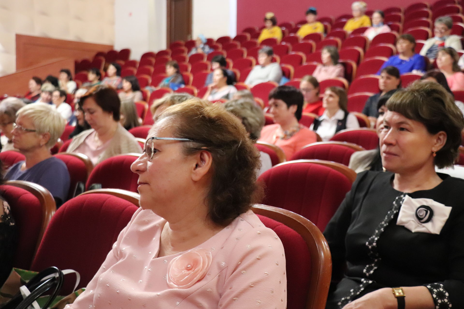 Сегодня в Азнакаево прошла августовская конференция учителей