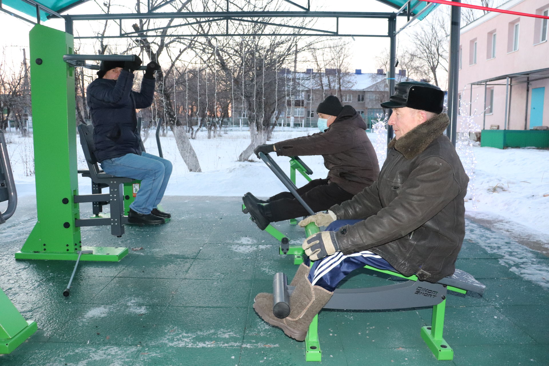 В Азнакаевском доме престарелых и инвалидов открылась новая спортивная площадка