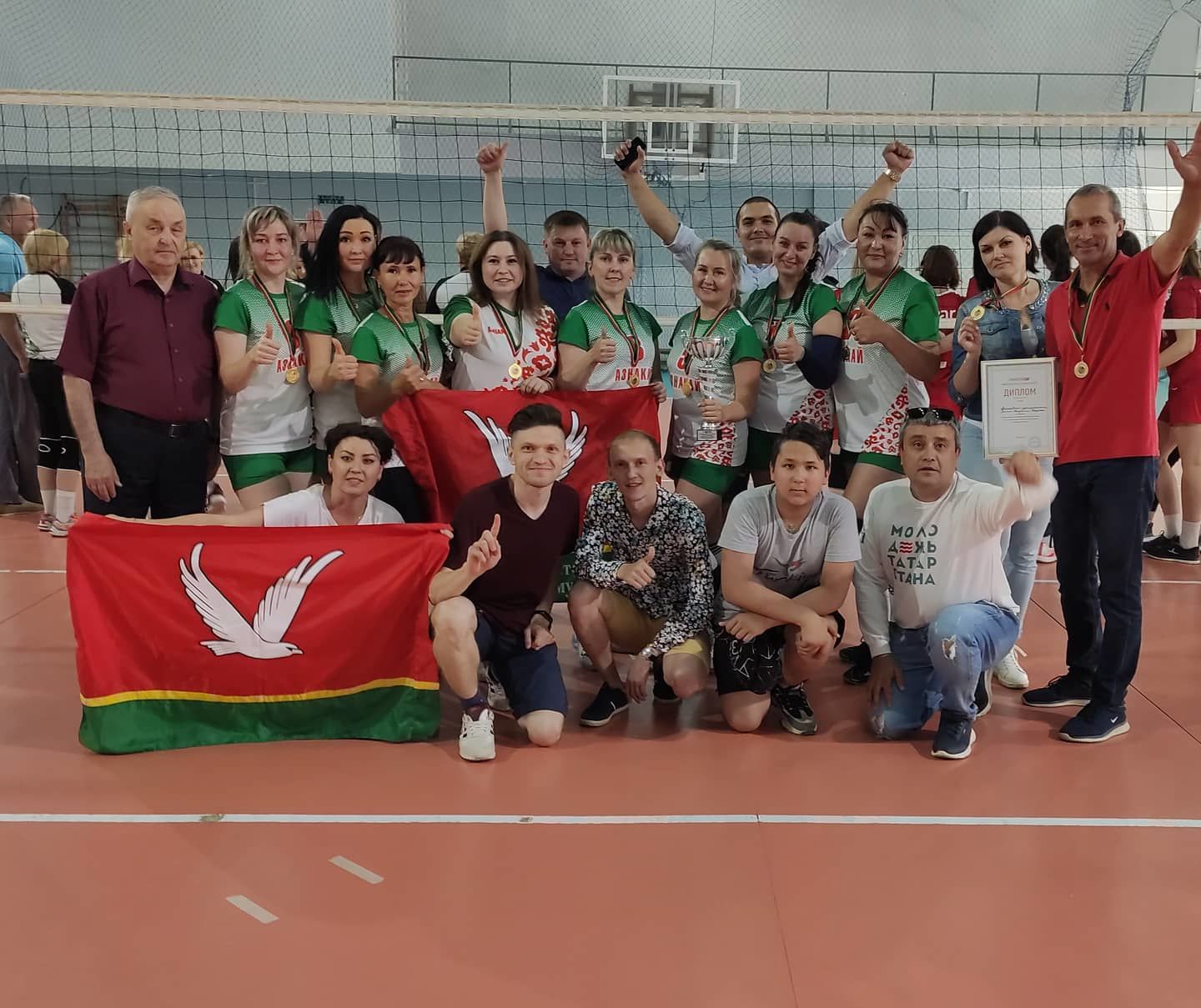 Азнакаевские волейболистки – первые в республике!