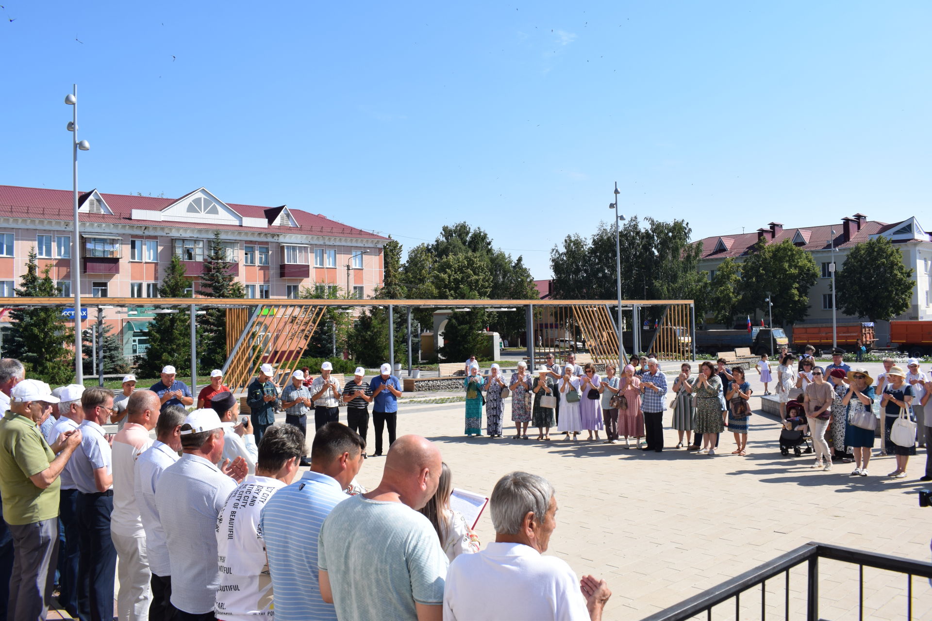 В Азнакаево собирают рекордный с советских времен урожай