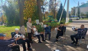 В Азнакаевском доме‑интернате прошла встреча с командой АНО СЛОВ „Я Смогу“