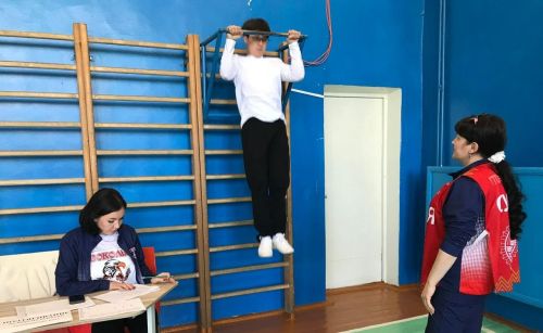 Нормативы ГТО сдавали всей гимназией