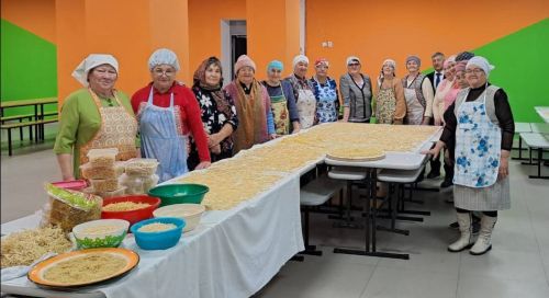 Азнакайлылар солдат егетләрдә җибәрергә токмач кистеләр