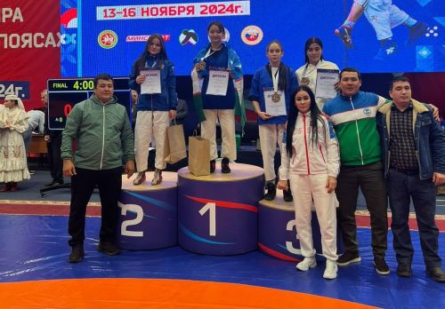Азнакайлылар көрәш буенча Дөнья беренчелеге призерлары булдылар