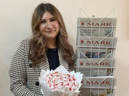 Поздравляем нашу коллегу Элиночку!