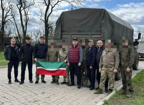 Глава Азнакаевского района лично доставил гуманитарный груз бойцам в зону СВО