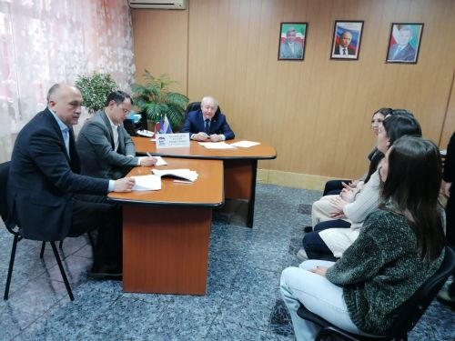Татарстан Республикасы Дәүләт Советы депутаты Рөстәм Мөхәммәдиев шәхси сораулар буенча азнакайлыларны кабул итү үткәрде