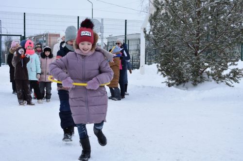 Азнакай балаларының кышкы каникуллары күңелле уза
