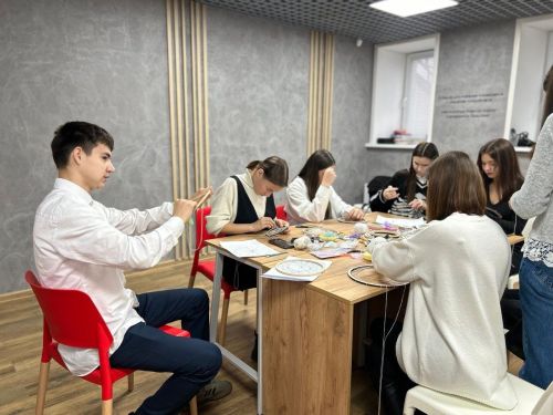 Молодежный центр «ТАУ» г.Азнакаево проводит интересные мастер-классы