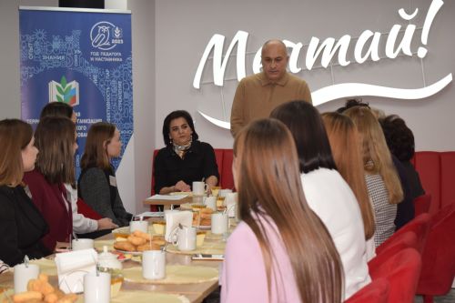 Азнакайда яшь укытучылар белән очрашу үткәрелде