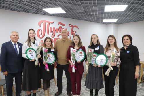 Азнакайда яшь укытучылар белән очрашу үткәрелде