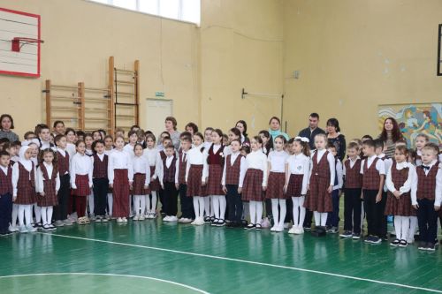 Азнакайдагы 5 нче мәктәп укучыларын “Россия бөркетләре”нә кабул итү тантанасы узды