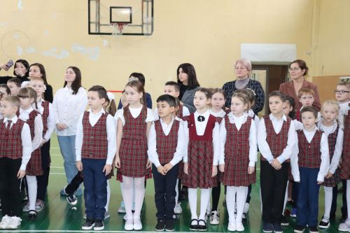 Азнакайдагы 5 нче мәктәп укучыларын “Россия бөркетләре”нә кабул итү тантанасы узды