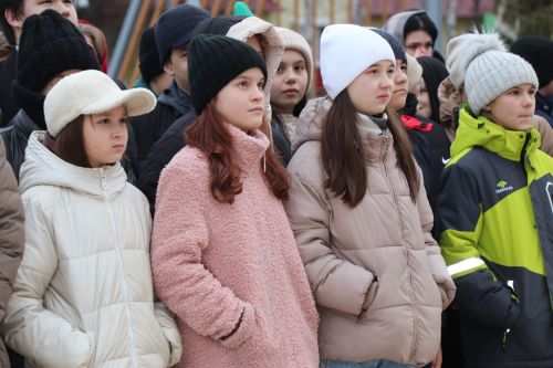 Азнакайда юл-транспорт һәлакәтләре корбаннарын искә алу көненә багышланган акция үткәрелде