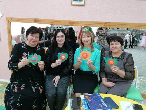 Азнакайдагы 9 нчы «Салават күпере» балалар бакчасында «Туган якта туа хисләрем» дип исемләнгән кичә узды