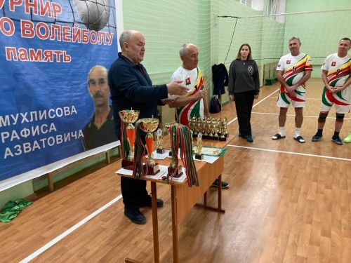 Азнакайда волейбол буенча турнир үтте