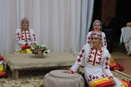 Азнакайда Халыклар бердәмлеге көне һәммәсен берләштерде