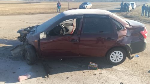 В Азнакаево произошла авария с участием двух женщин