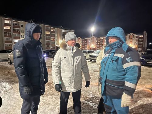 В Азнакаево проходят встречи с жителями дворов по реализации программы «Наш двор»