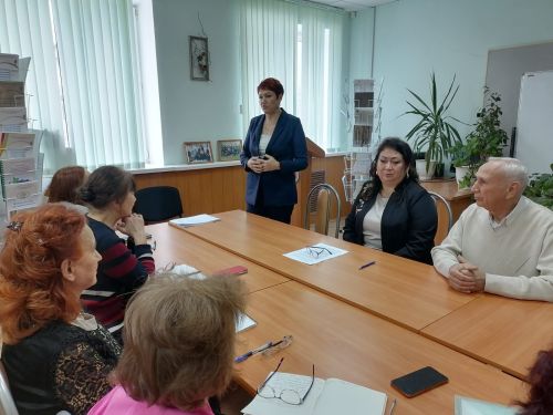 Старшее поколение  г.Азнакаево в «цифре»