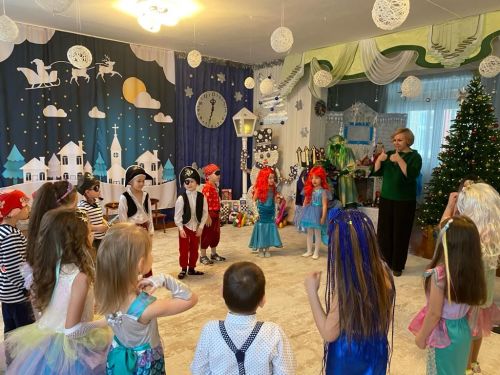 Акция «Подари игрушку детскому саду»
