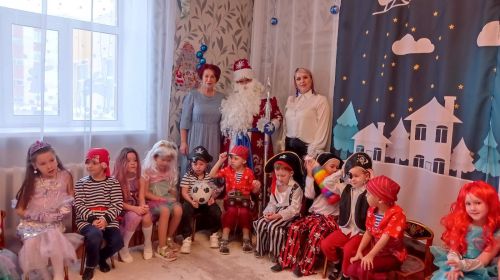 Акция «Подари игрушку детскому саду»