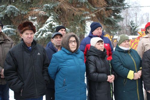 Герои остаются в сердцах