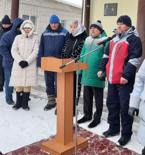 Татшуган авылында хәрби егетне соңгы юлга озаттылар.
