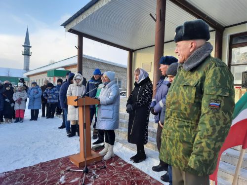 Татшуган авылында хәрби егетне соңгы юлга озаттылар.