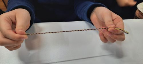 Азнакай музеенда балалар «Дуслык беләзеге» үрделәр
