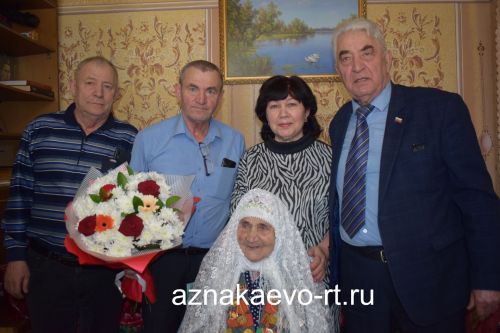 Жительнице Азнакаево, ветерану войны Гильминур Заляевой исполнилось 100 лет