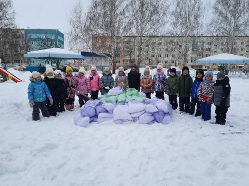 Азнакайда Ватан сакчыларын балалар бакчасыннан ук әзерлиләр