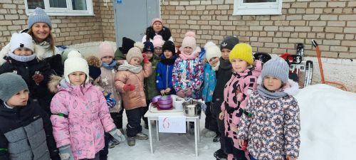 Азнакайда Ватан сакчыларын балалар бакчасыннан ук әзерлиләр