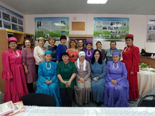 Азнакай шагыйрәләренең каләм очыннан җыр тама