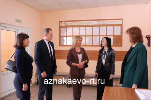 Азнакайда хезмәт урыннарында куркынычсызлыкны тикшерделәр