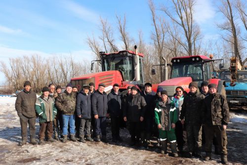 В Азнакаевском районе проверили готовность техники к весеннему севу