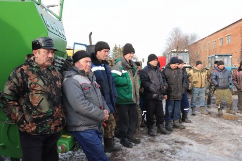В Азнакаевском районе проверили готовность техники к весеннему севу