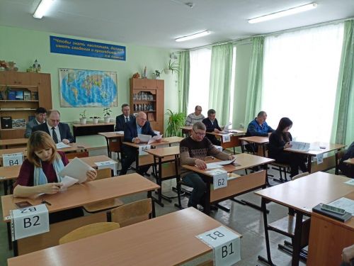 Азнакайда әти-әниләр имтихан тапшырдылар