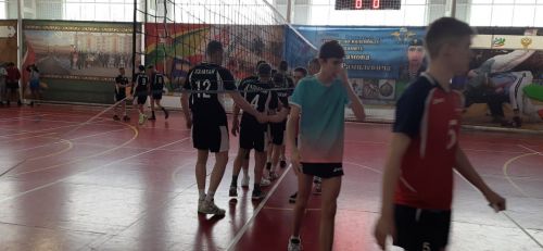 Азнакайда волейбол чемпионаты уза