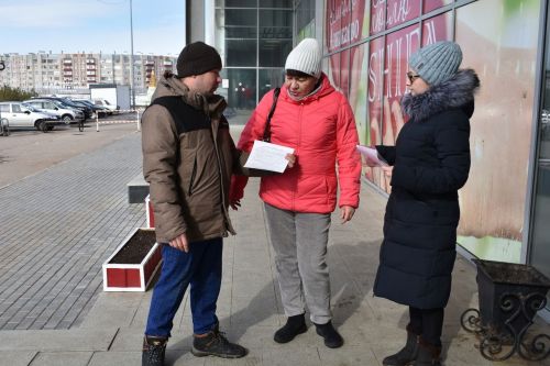 В Азнакаево провели акцию по противодействию терроризму и экстремизму «Мы против террора!»