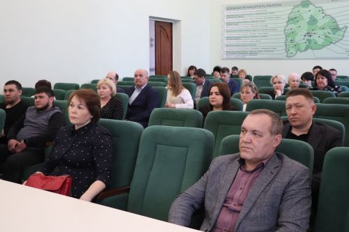 В Азнакаево прошла встреча с предпринимателями  района