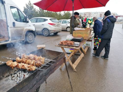 В Азнакаево проходят ярмарки